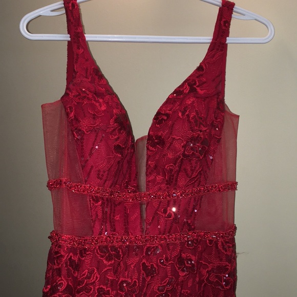 Stunning red lace with sparkle prom dress! - Picture 2 of 14